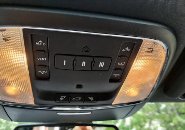 Jeep Grand Cherokee cena 75000 przebieg: 141260, rok produkcji 2014 z Gdynia małe 79